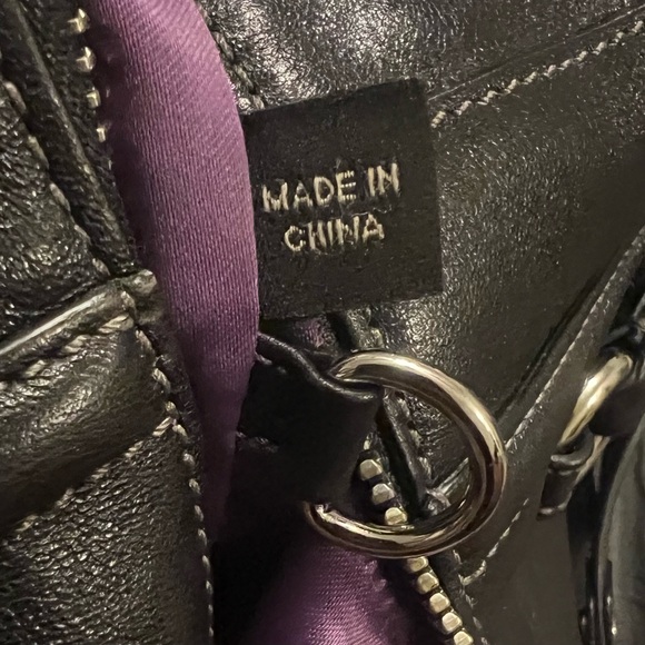 👜Vintage Coach Madison Audrey purse black genuine leather purple interior NWOT - Picture 13 of 13